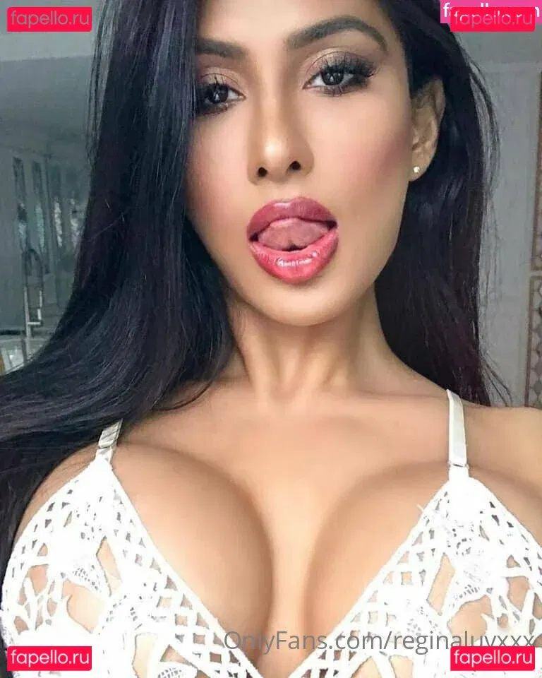 Reginaluvxxx Onlyfans Photo Gallery 