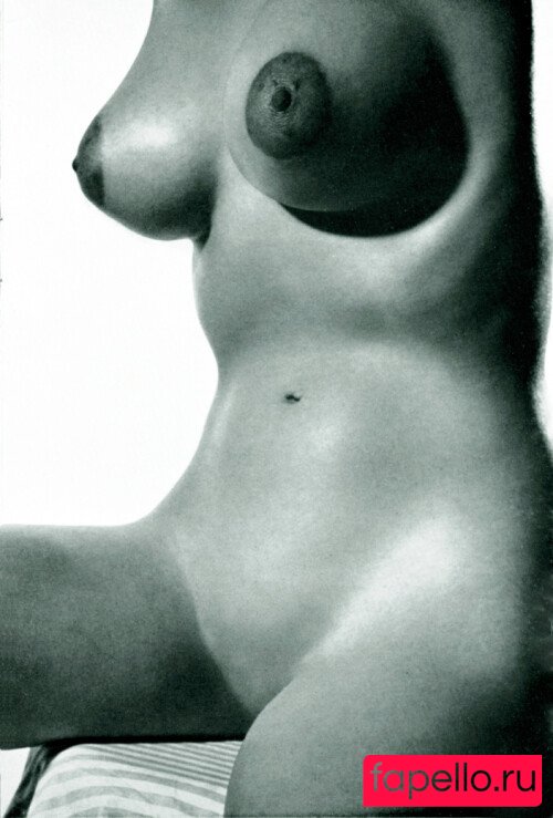 Janet Lupo Nude Onlyfans Photo 6