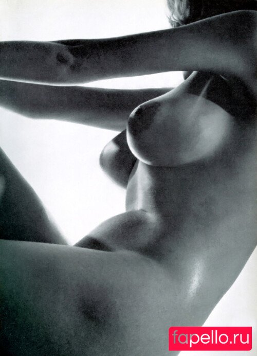 Janet Lupo Nude Onlyfans Photo 3