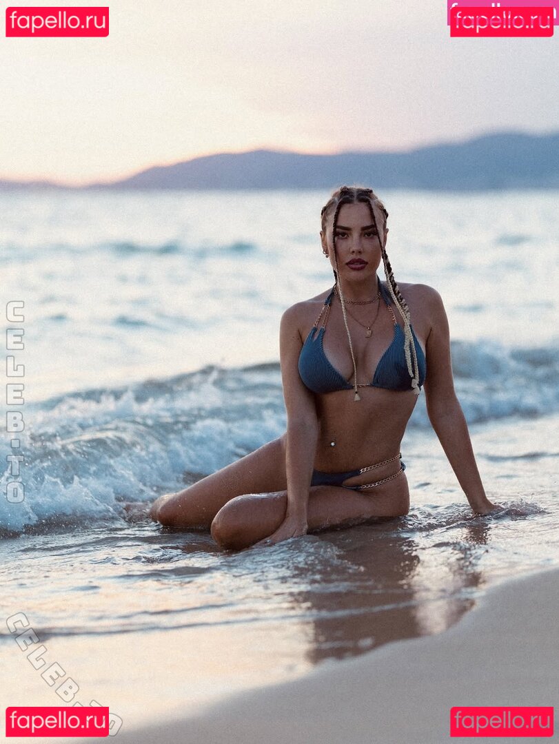 Ina Kina / Ina.kina Onlyfans Photo Gallery 