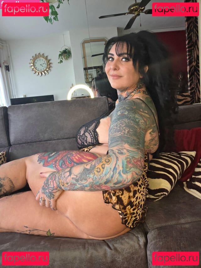 TattooBayo / r3ly / tattobayo Onlyfans Photo Gallery 