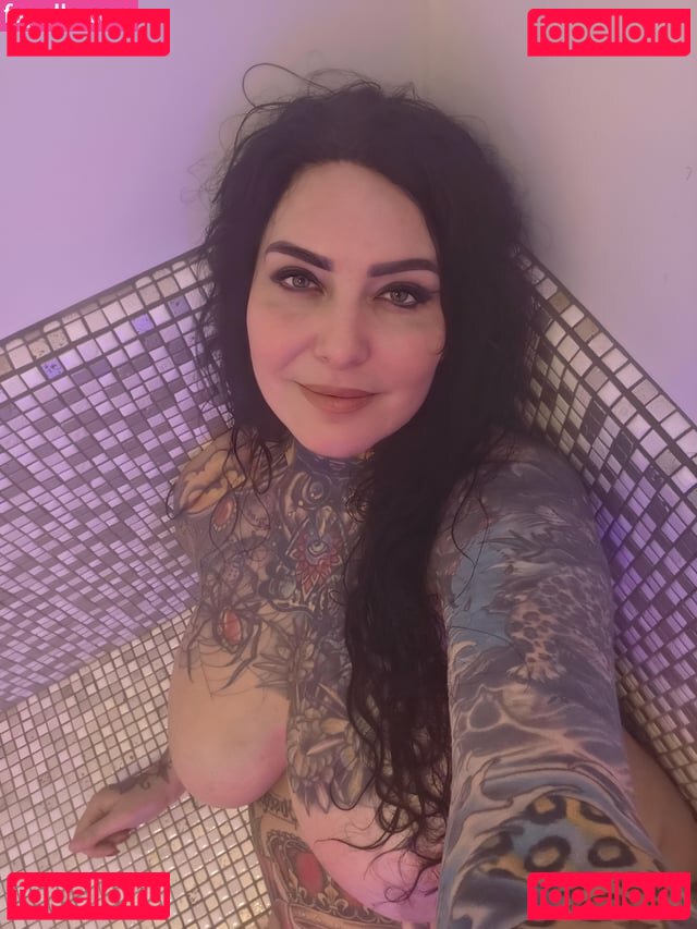 TattooBayo / r3ly / tattobayo Onlyfans Photo Gallery 