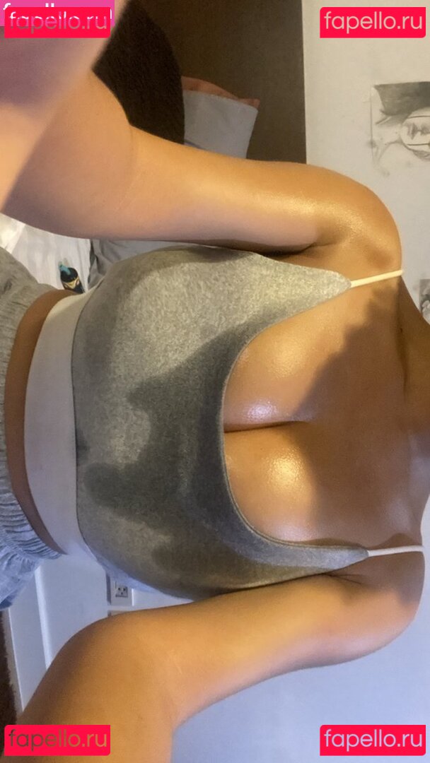 imnoelf / noelfhoney Onlyfans Photo Gallery 