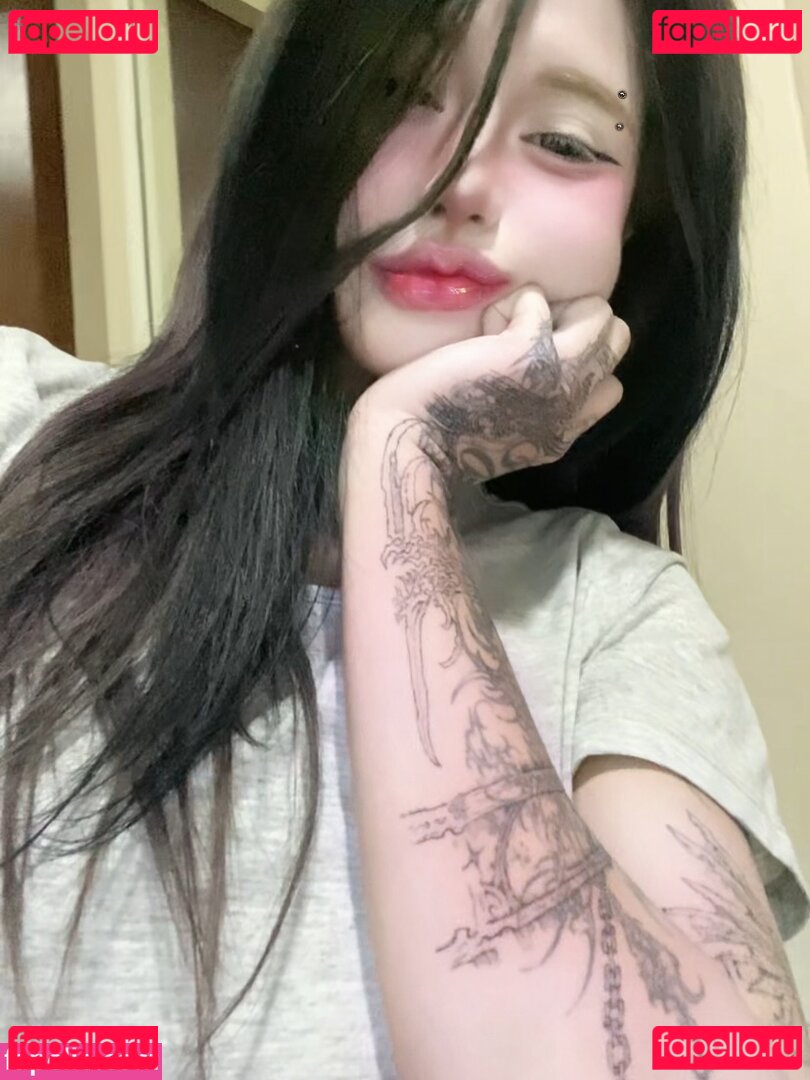 imnoelf / noelfhoney Onlyfans Photo Gallery 