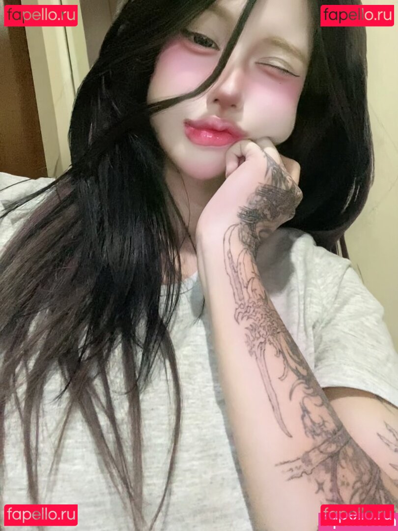 imnoelf / noelfhoney Onlyfans Photo Gallery 