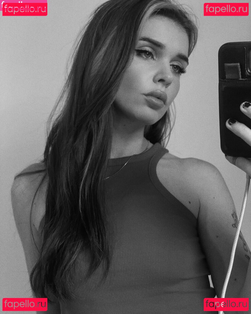 Samwitch / biancasotelo14 / samwitchttv / samwitchx Onlyfans Photo Gallery 