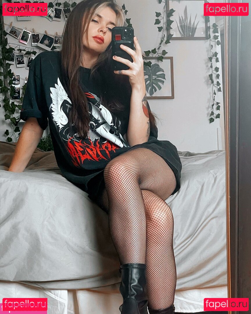 Samwitch / biancasotelo14 / samwitchttv / samwitchx Onlyfans Photo Gallery 