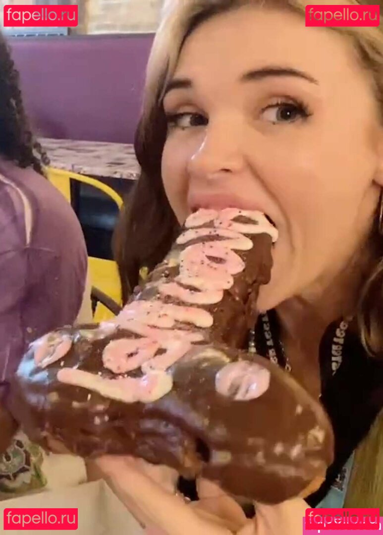 Samwitch / biancasotelo14 / samwitchttv / samwitchx Onlyfans Photo Gallery 