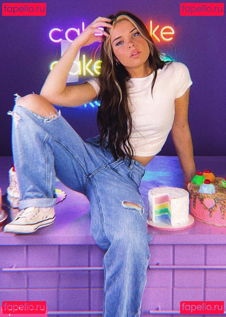 Samwitch / biancasotelo14 / samwitchttv / samwitchx Onlyfans Photo Gallery 