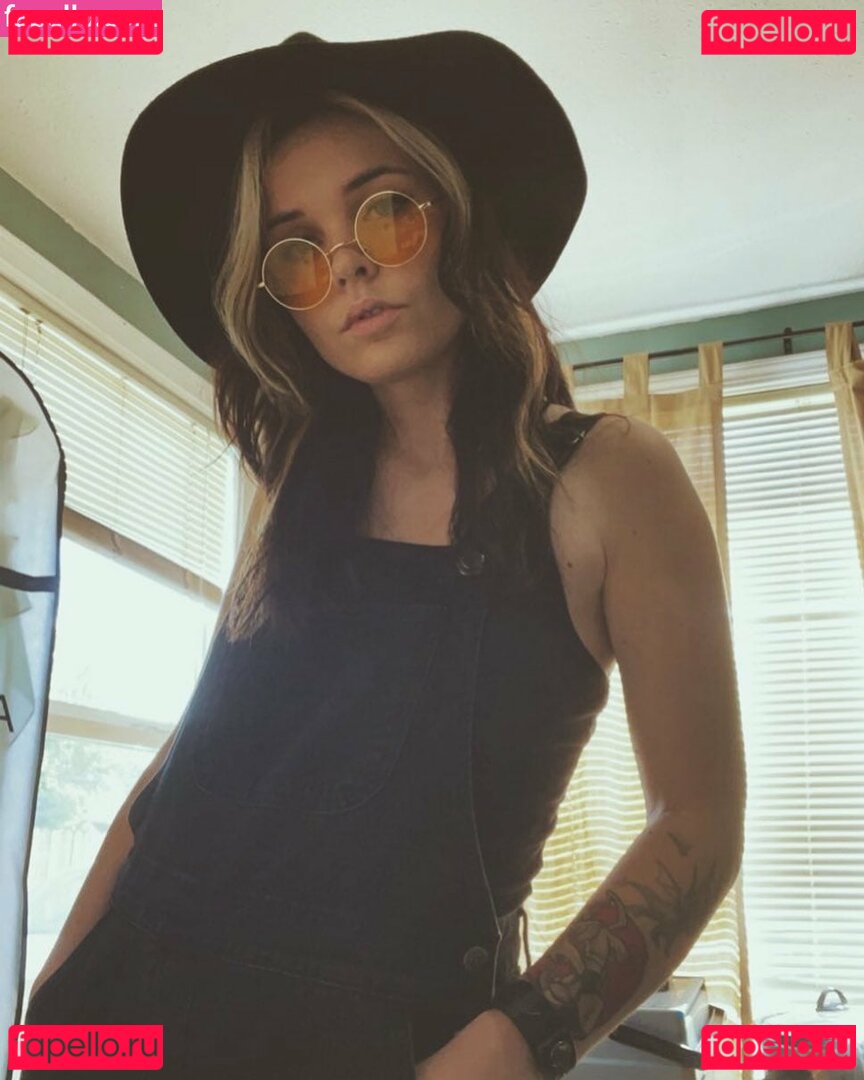 Samwitch / biancasotelo14 / samwitchttv / samwitchx Onlyfans Photo Gallery 