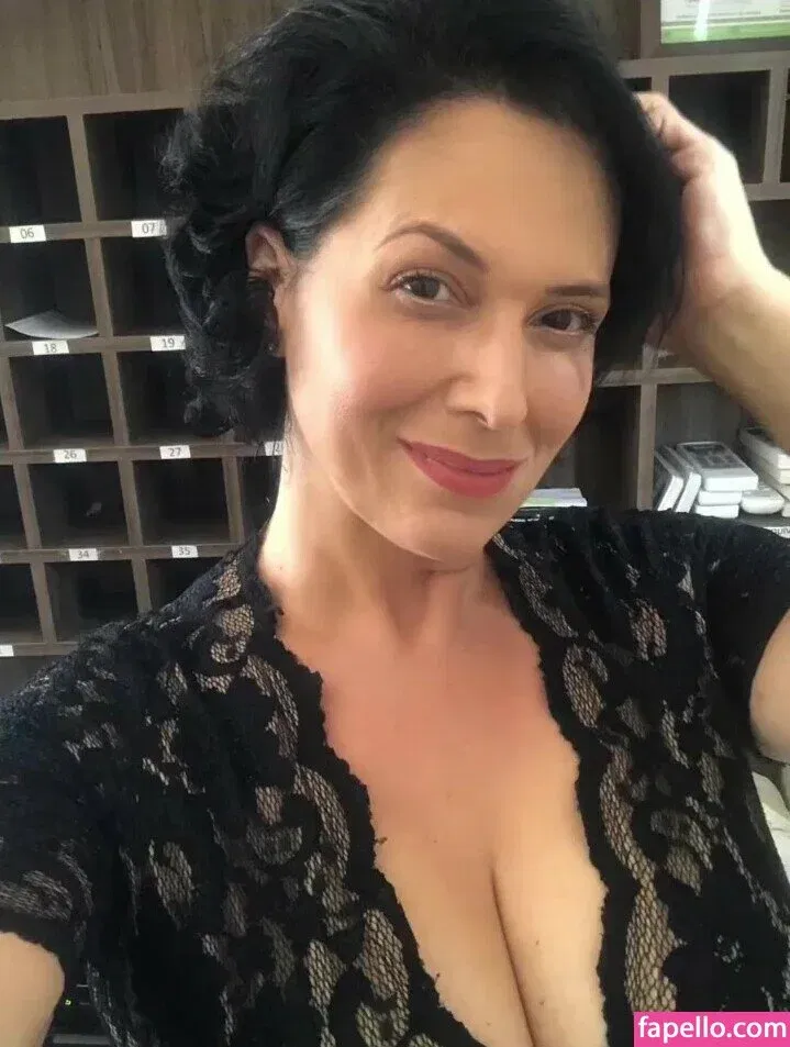 Ileuza Elias Onlyfans Photo Gallery 