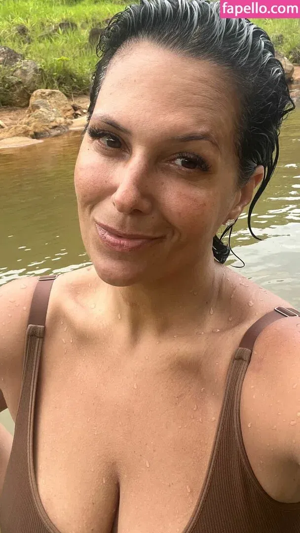 Ileuza Elias Onlyfans Photo Gallery 