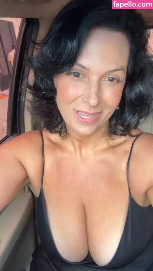 Ileuza Elias Onlyfans Photo Gallery 