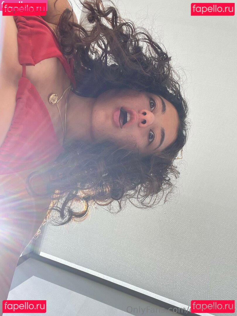 esmeblake / u524208853 Onlyfans Photo Gallery 