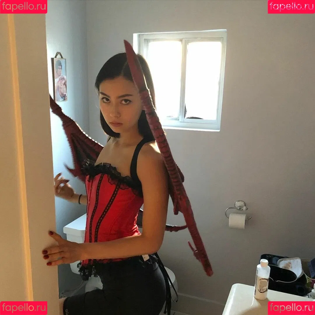 Lauren Tsai Onlyfans Photo Gallery 