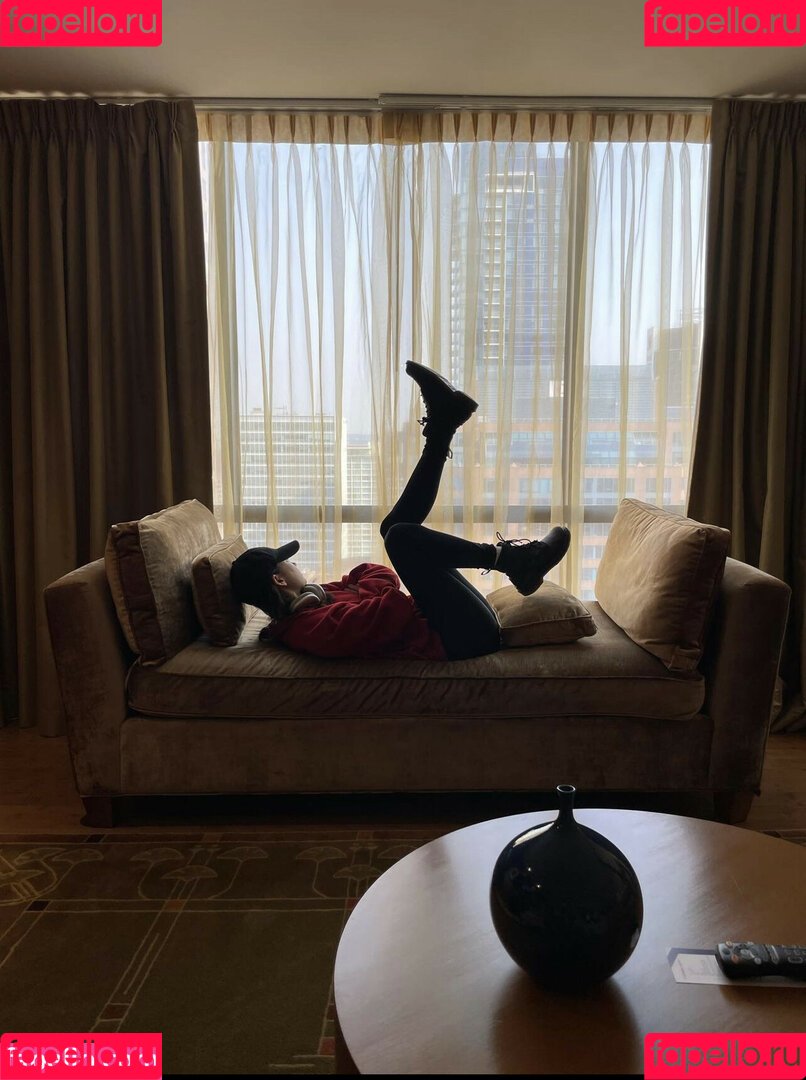 Lauren Tsai Onlyfans Photo Gallery 