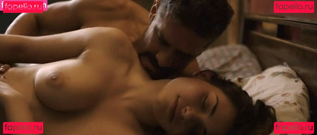 Eva De Dominici / dedominicieva Onlyfans Photo Gallery 