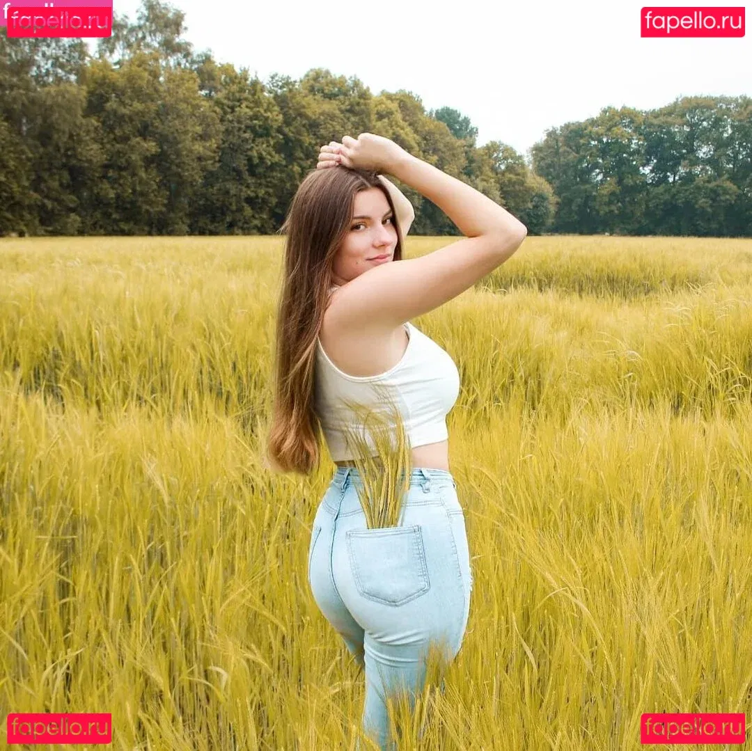 Jasmin Lütke Onlyfans Photo Gallery 