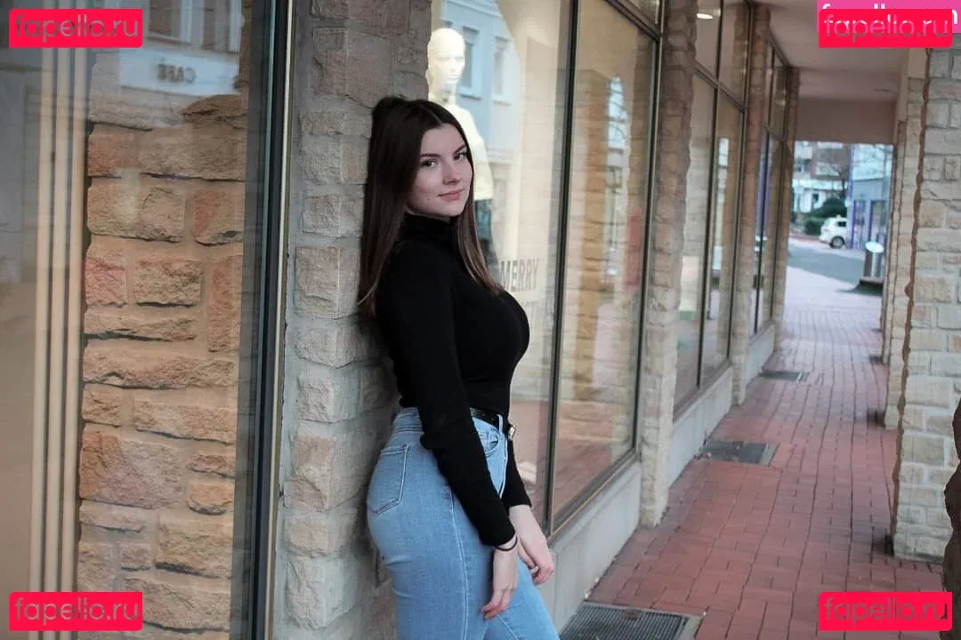 Jasmin Lütke Onlyfans Photo Gallery 