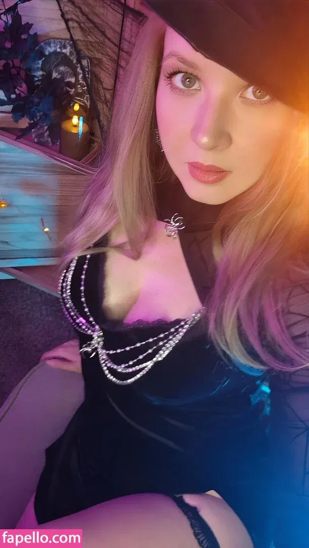 Valeriya ASMR Onlyfans Photo Gallery 