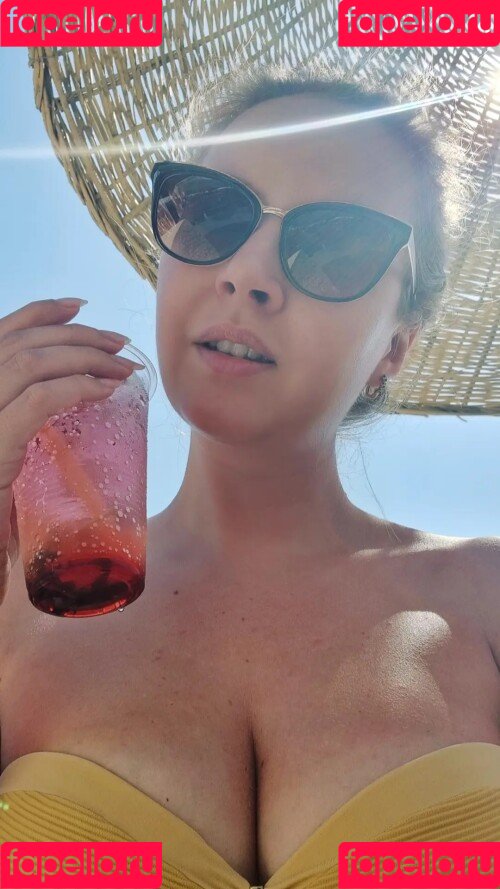 Valeriya ASMR Onlyfans Photo Gallery 