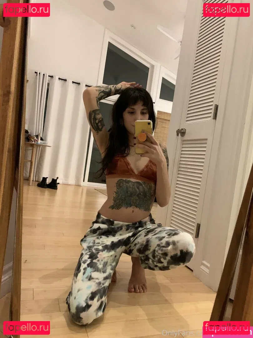 ashietaylor Onlyfans Photo Gallery 