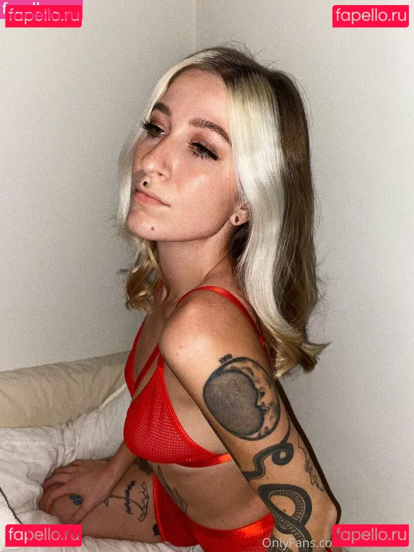 ashietaylor Onlyfans Photo Gallery 