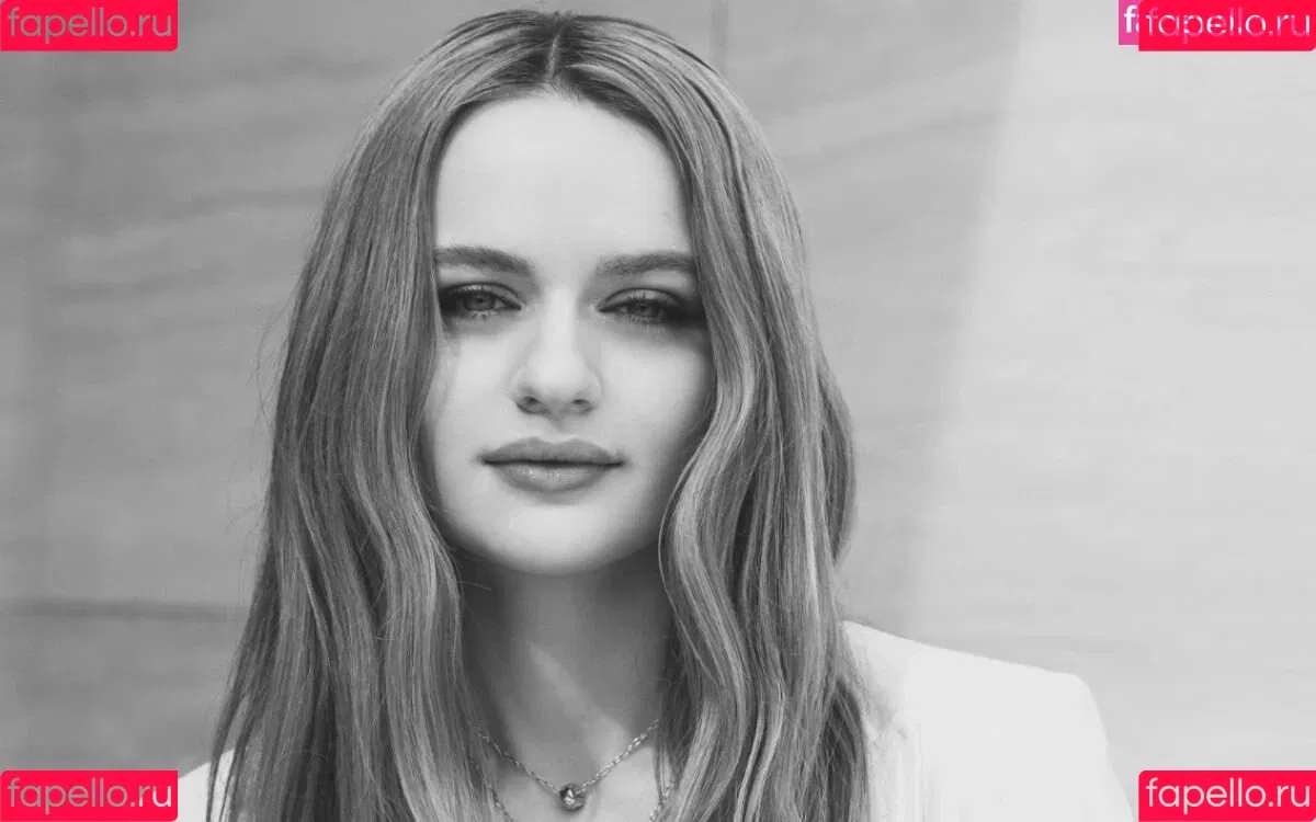 Joey King Onlyfans Photo Gallery 