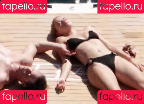 Joey King Onlyfans Photo Gallery 