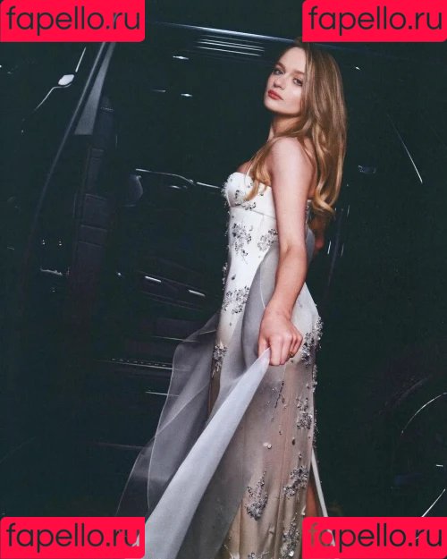 Joey King Onlyfans Photo Gallery 