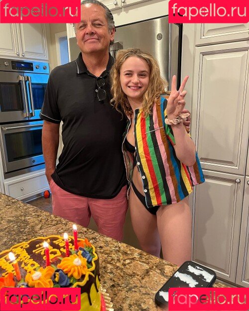 Joey King Onlyfans Photo Gallery 