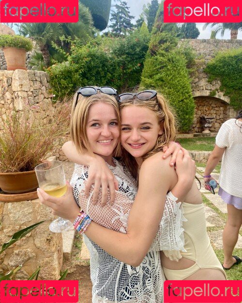 Joey King Onlyfans Photo Gallery 