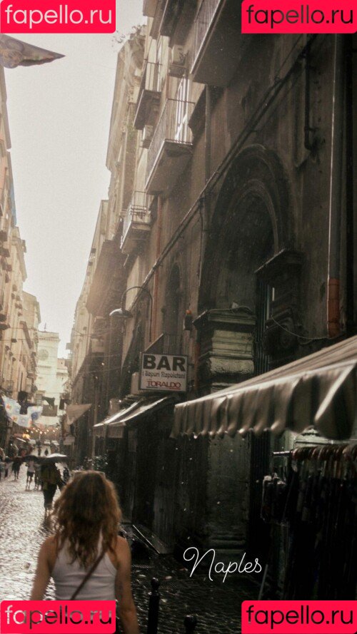 Joey King Onlyfans Photo Gallery 