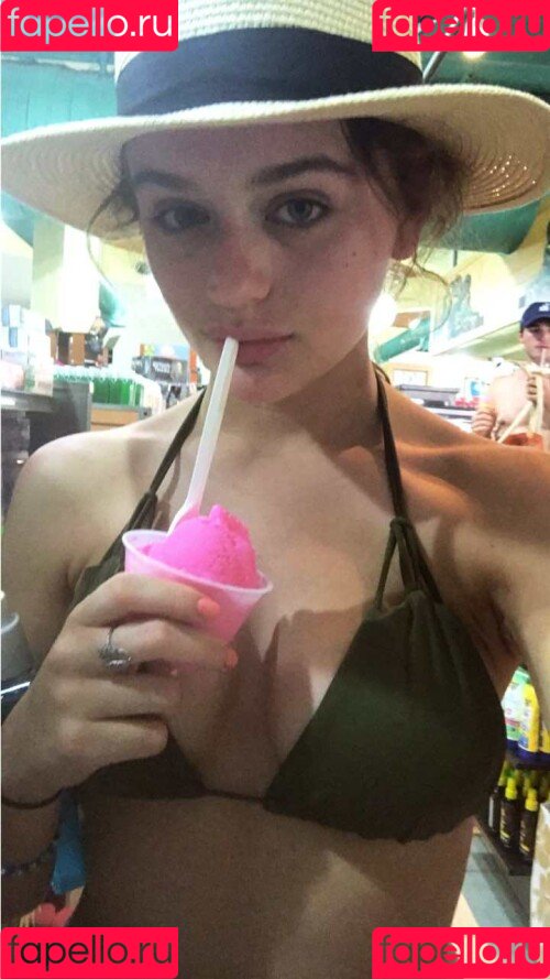 Joey King Onlyfans Photo Gallery 