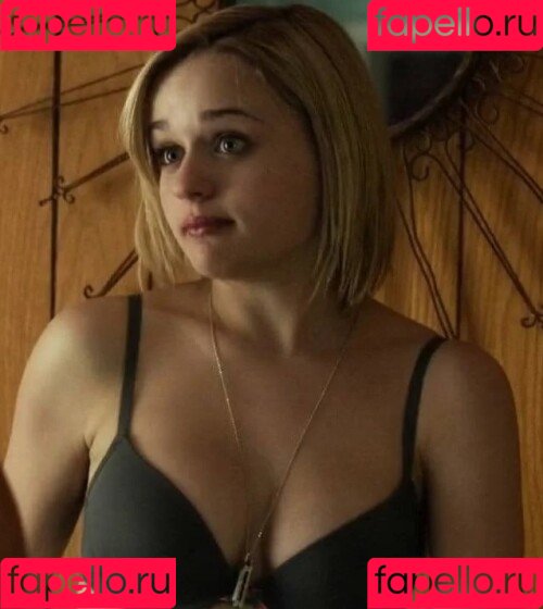 Joey King Onlyfans Photo Gallery 