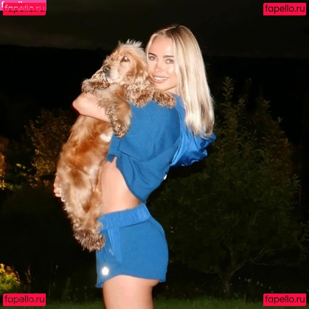 Kimberley Garner Onlyfans Photo Gallery 
