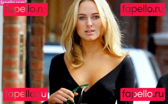Kimberley Garner Onlyfans Photo Gallery 