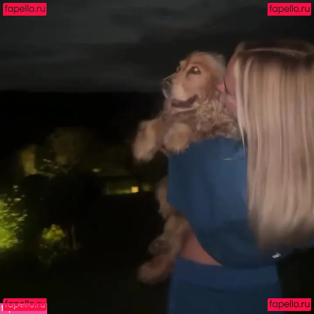 Kimberley Garner Onlyfans Photo Gallery 