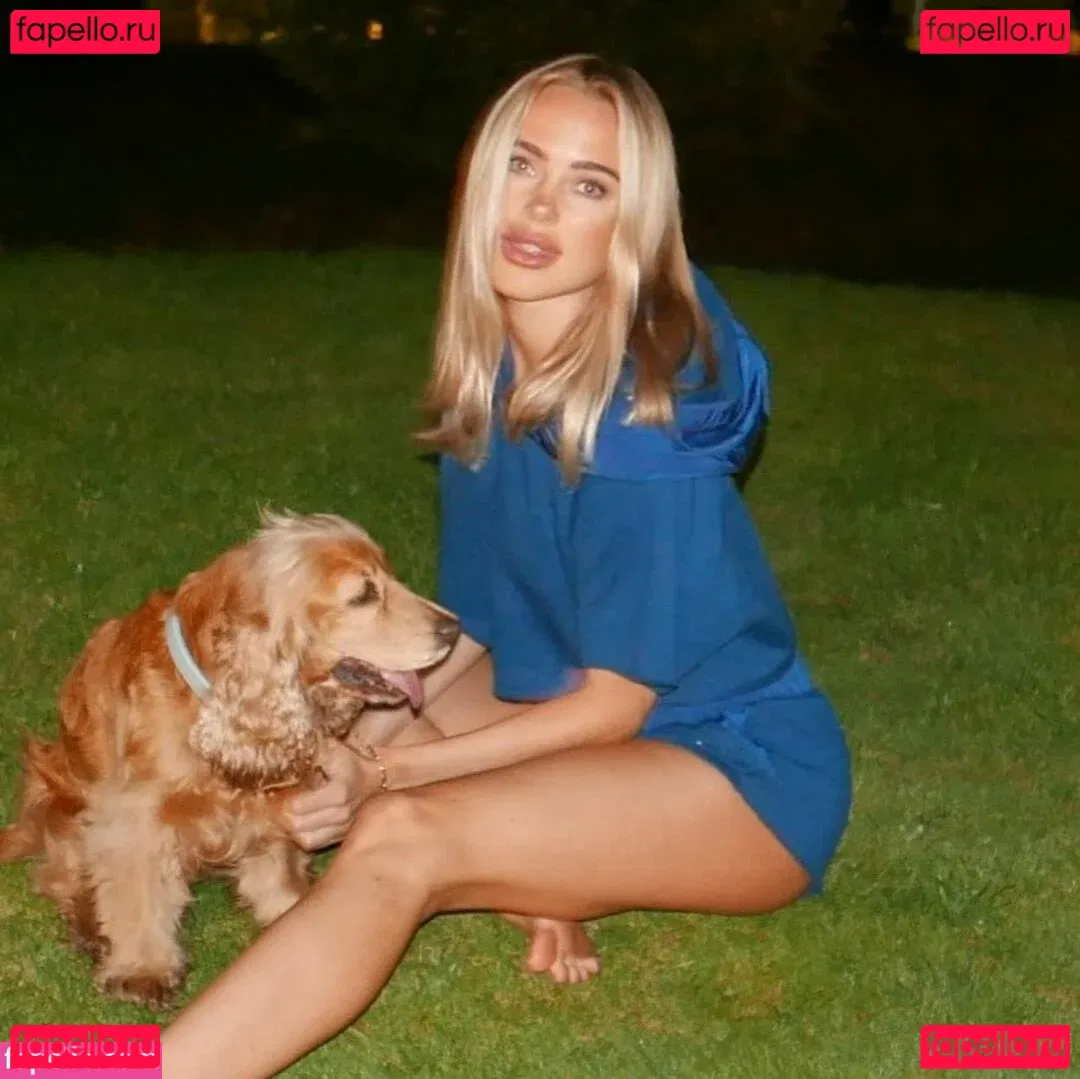 Kimberley Garner Onlyfans Photo Gallery 