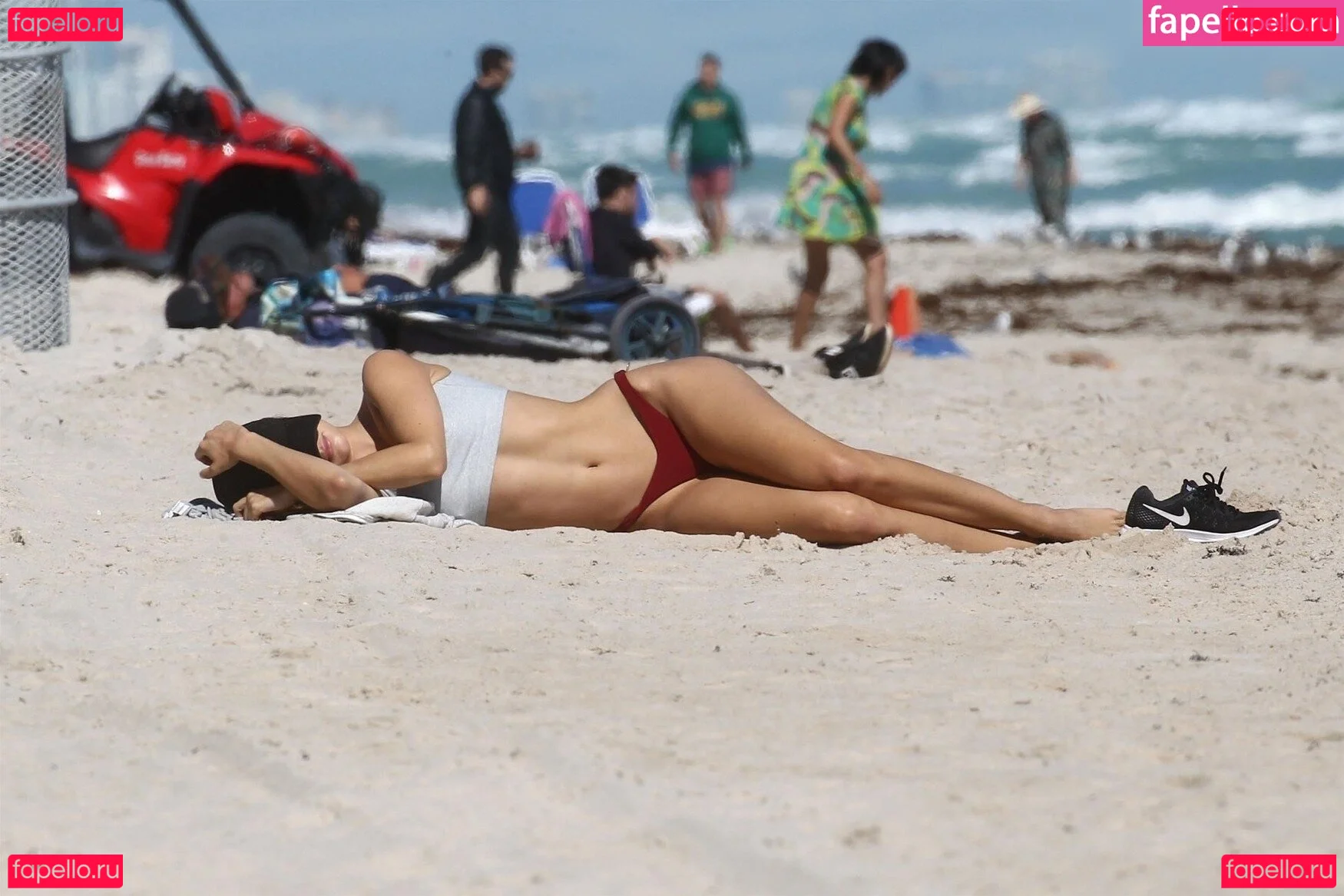 Kimberley Garner Onlyfans Photo Gallery 