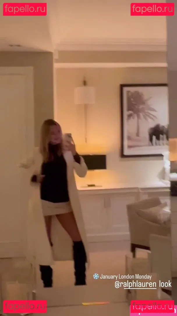 Kimberley Garner Onlyfans Photo Gallery 