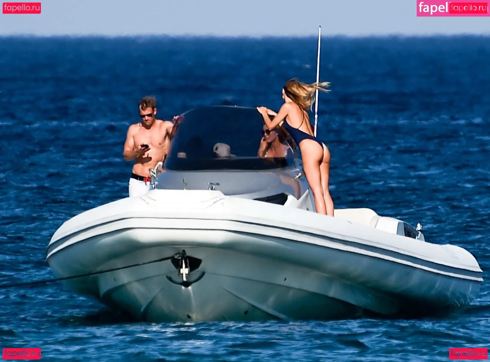 Kimberley Garner Onlyfans Photo Gallery 