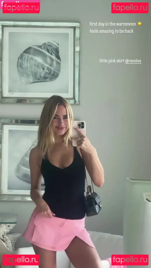 Kimberley Garner Onlyfans Photo Gallery 