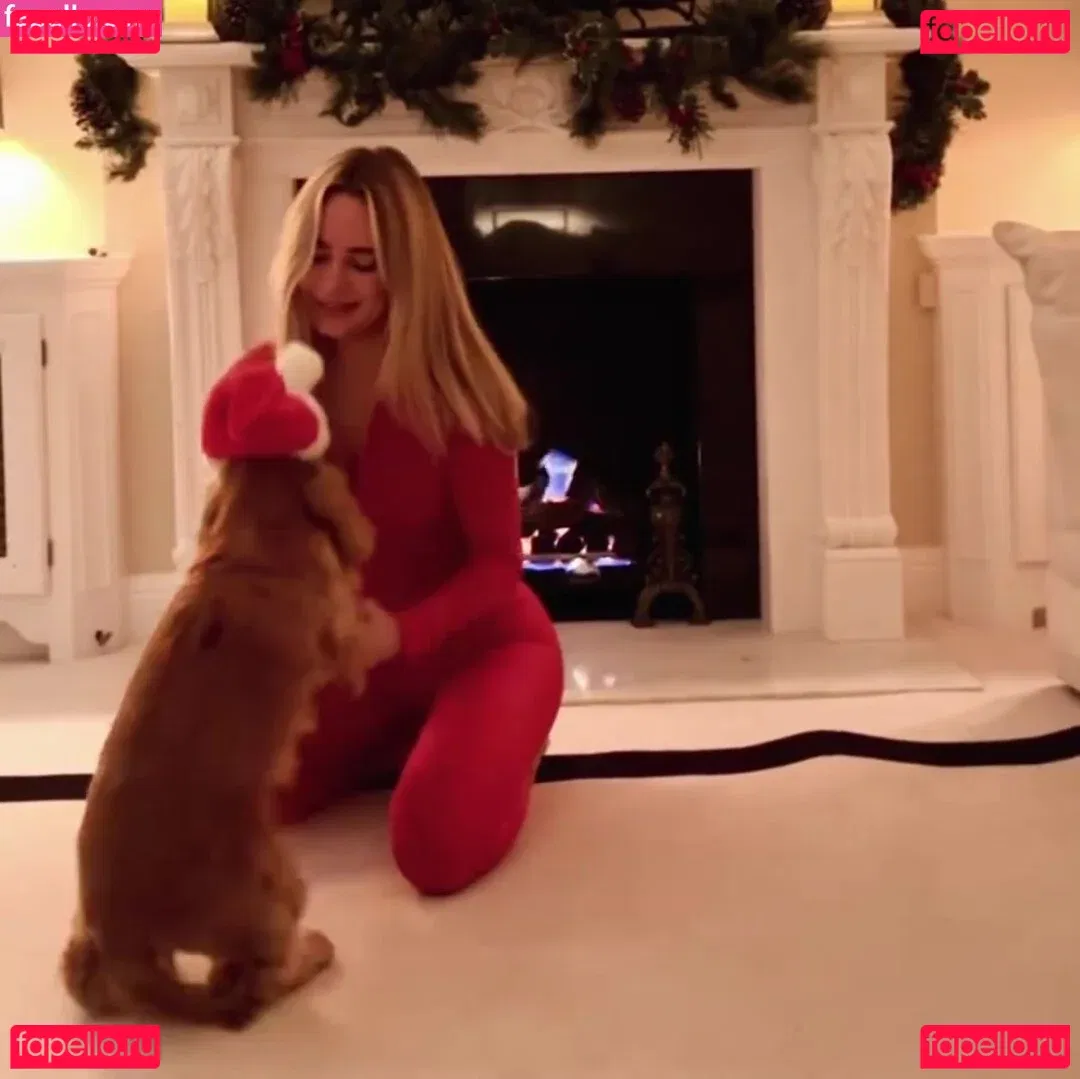 Kimberley Garner Onlyfans Photo Gallery 