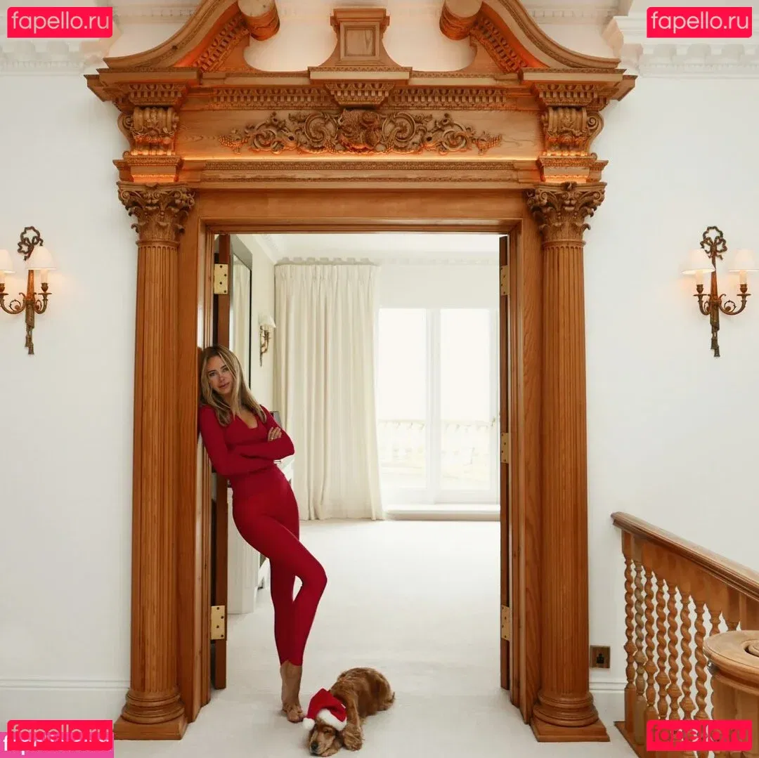 Kimberley Garner Onlyfans Photo Gallery 