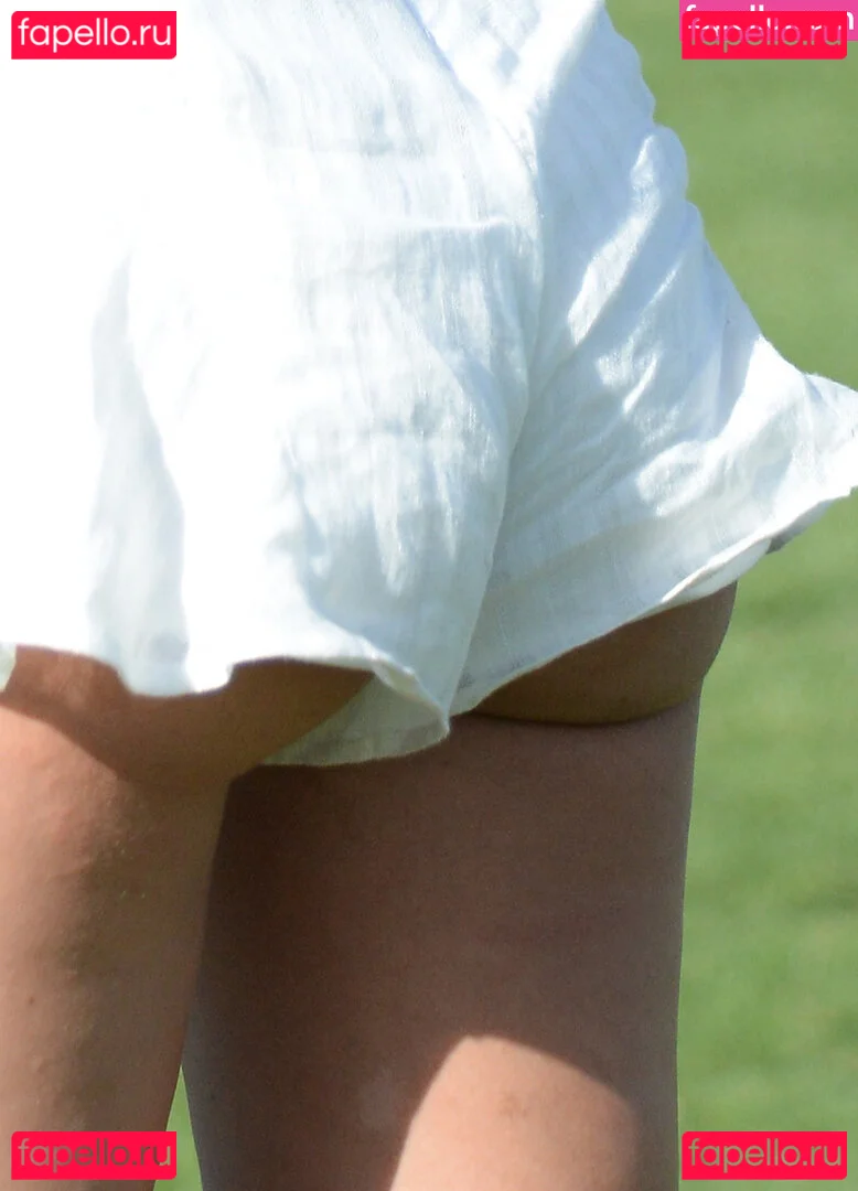 Kimberley Garner Onlyfans Photo Gallery 