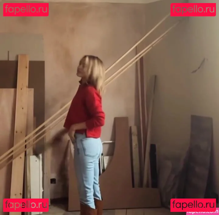 Kimberley Garner Onlyfans Photo Gallery 