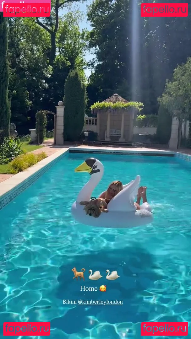 Kimberley Garner Onlyfans Photo Gallery 