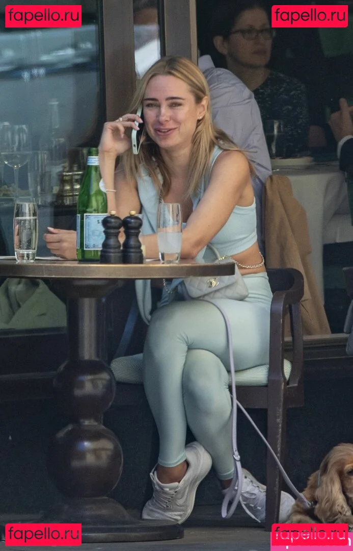 Kimberley Garner Onlyfans Photo Gallery 