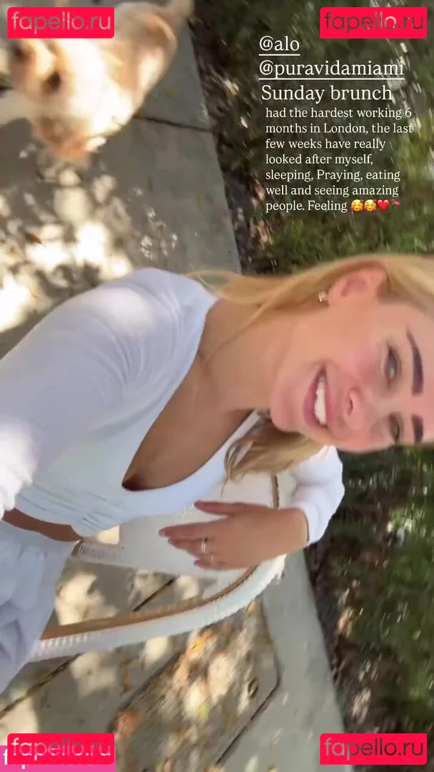 Kimberley Garner Onlyfans Photo Gallery 